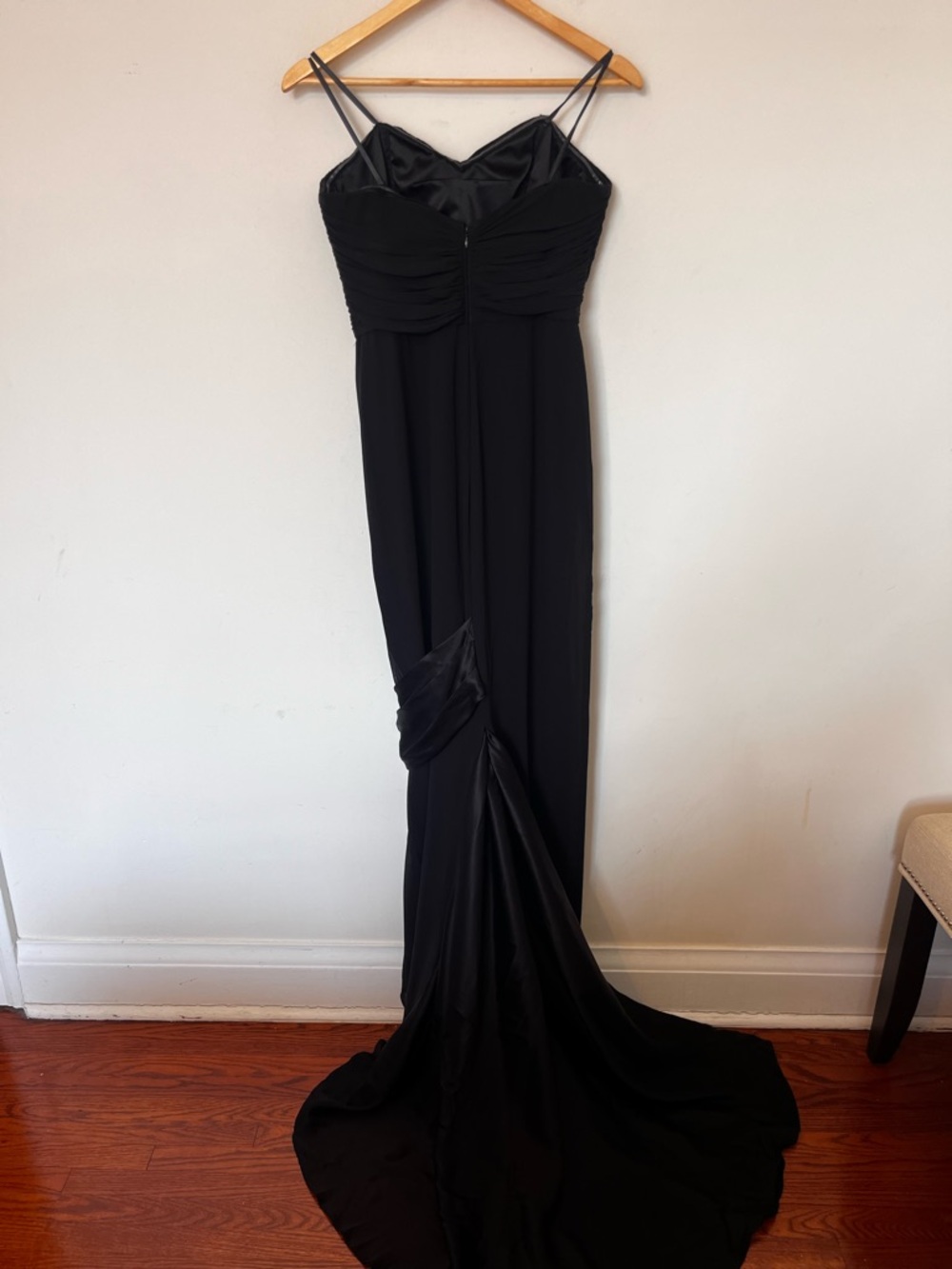 Badgley Mischka Strapless Black Chiffon Gown Train Size 8 Formal Evening Dress - Picture 7 of 17